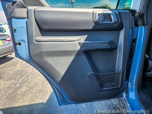 Used 2025 Ford Bronco Badlands AWD/4WD image 17