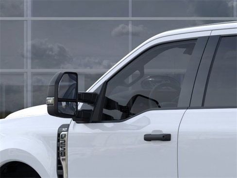 New 2026 Ford F250 XLT w/ F-250 >10K GVWR Package image 20