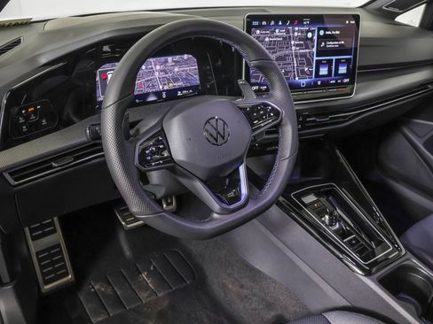 New 2026 Volkswagen Golf image 3