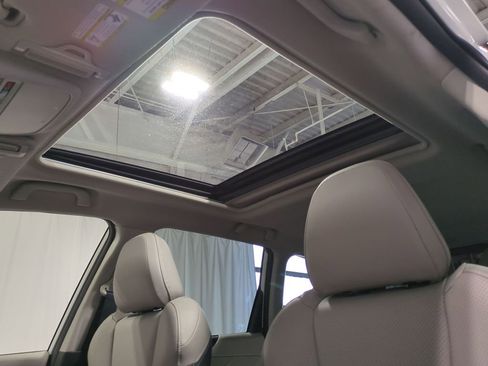 Used 2022 Subaru Forester Limited image 23