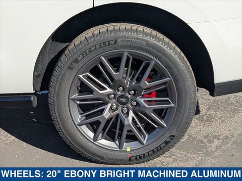 New 2025 Ford Expedition Platinum w/ Stealth Performance Package image 9