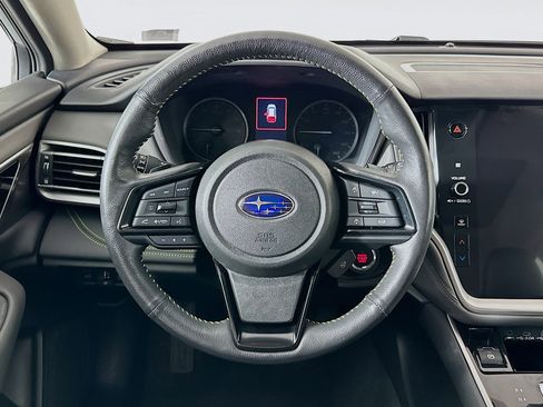 Used 2025 Subaru Outback Onyx Edition AWD/4WD image 18