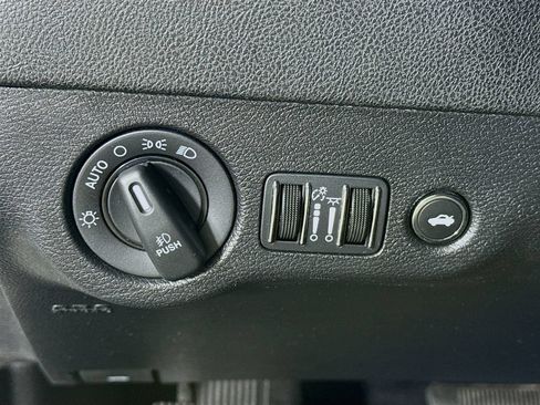Used 2021 Dodge Charger R/T w/ Blacktop Package RWD image 18