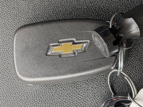 Used 2021 Chevrolet Equinox LT image 33