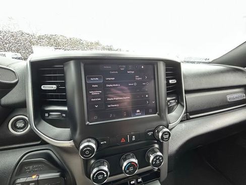 Used 2024 RAM 3500 Big Horn AWD/4WD image 33