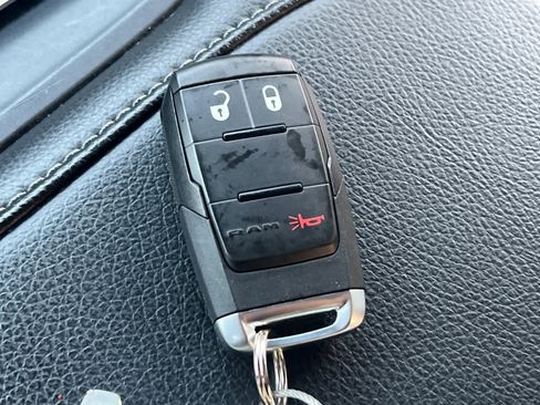 Used 2024 RAM 2500 Big Horn w/ Bed Utility Group image 27