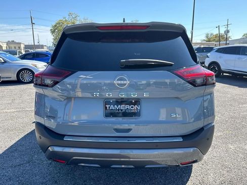 Used 2023 Nissan Rogue SL FWD image 7
