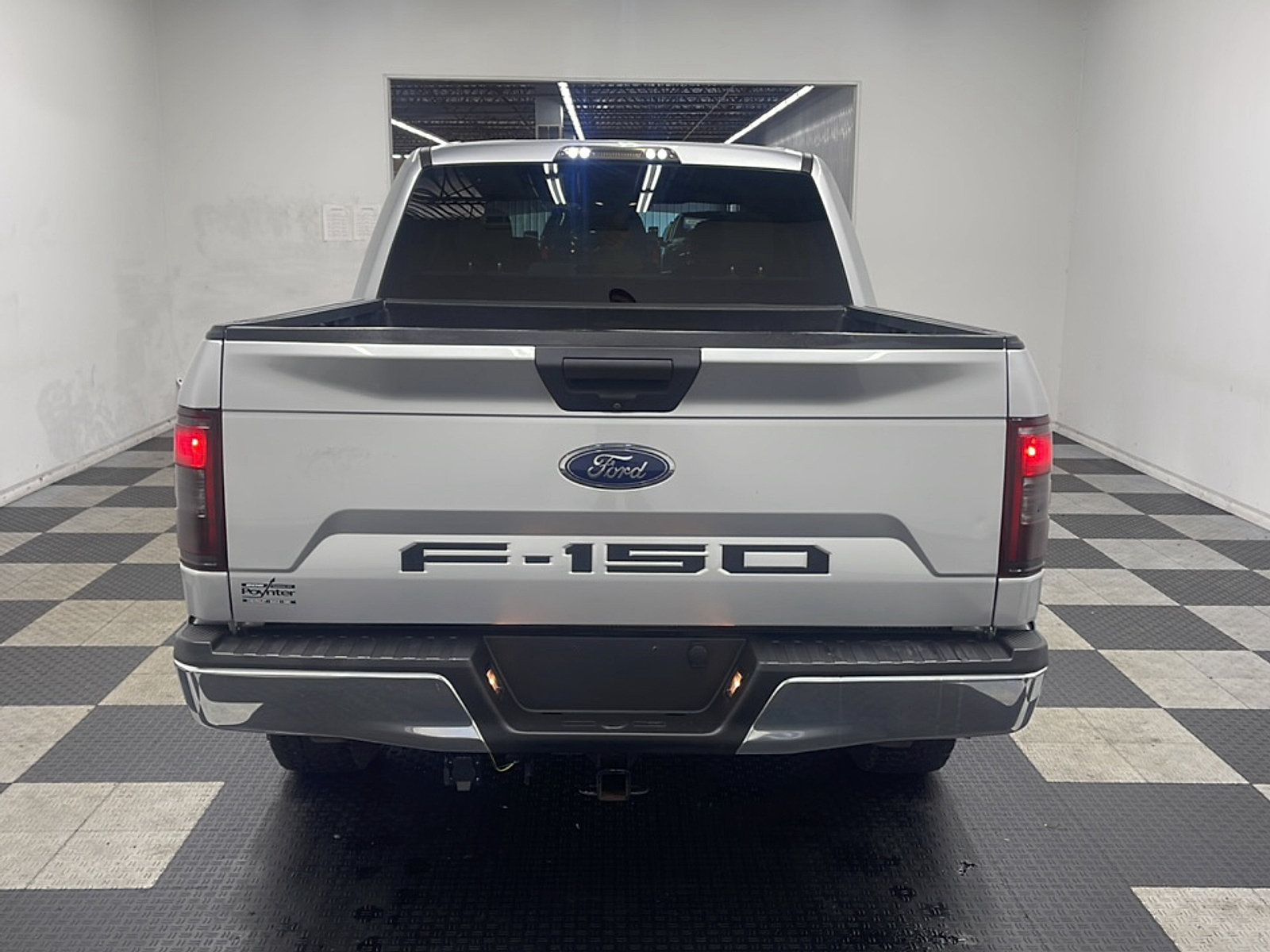 Used 2018 Ford F150 XLT AWD/4WD image 17