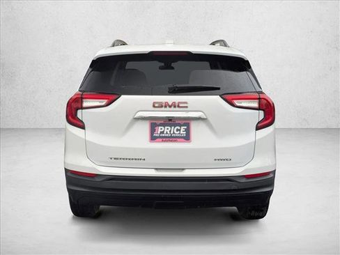 Used 2022 GMC Terrain SLE w/ Driver Convenience Package AWD/4WD image 6