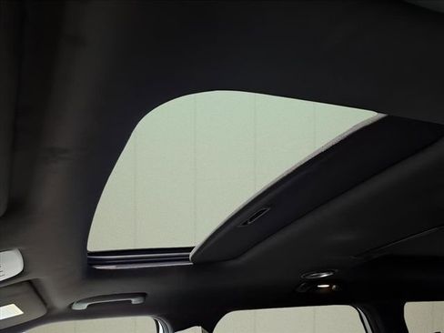 New 2026 Hyundai Palisade Calligraphy FWD image 16