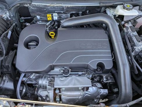 Used 2026 Chevrolet Equinox LT FWD image 27