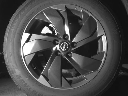 Used 2025 Nissan Rogue SV image 15