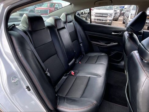 Used 2024 Nissan Altima 2.5 SR image 18