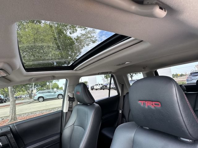 Used 2024 Toyota 4Runner TRD Off-Road Premium w/ Moonroof Package AWD/4WD image 25