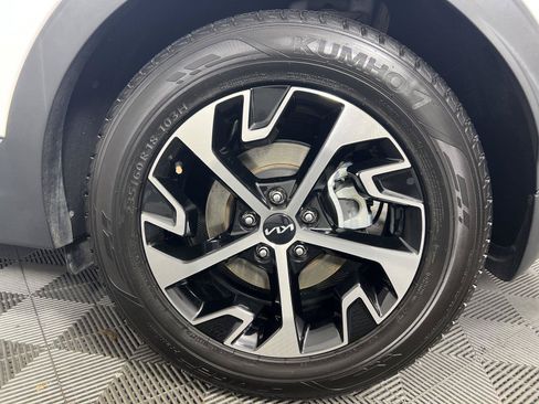 Used 2023 Kia Sportage EX FWD image 27