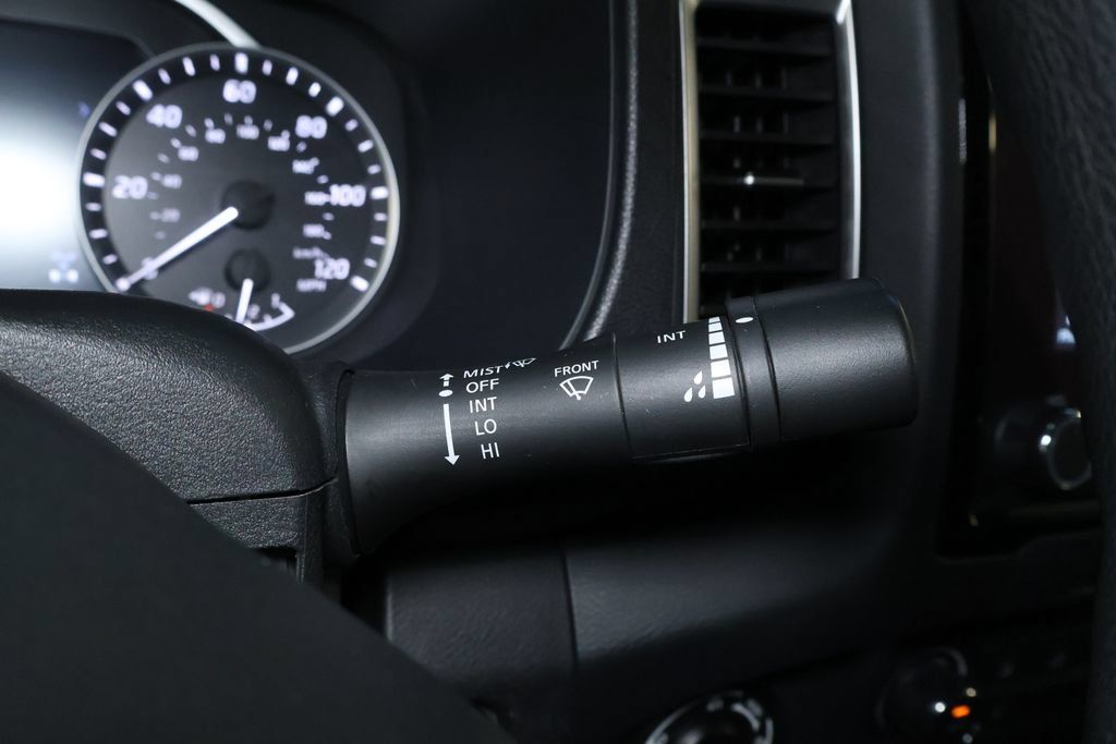 Used 2023 Nissan Frontier SV AWD/4WD image 20