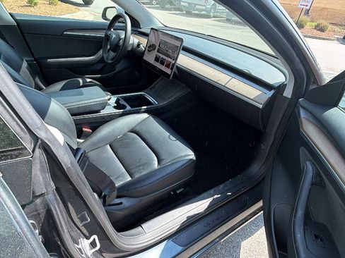 Used 2023 Tesla Model 3 Standard Range image 20