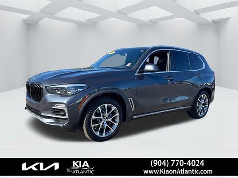 Used 2021 BMW X5 sDrive40i w/ Parking Assistance Package image 2