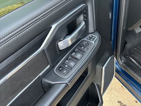 Used 2024 RAM 2500 Laramie w/ Night Edition image 11