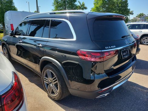 Certified 2024 Mercedes-Benz GLS 450 4MATIC image 4