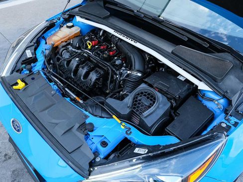 Used 2017 Ford Focus RS AWD/4WD image 57