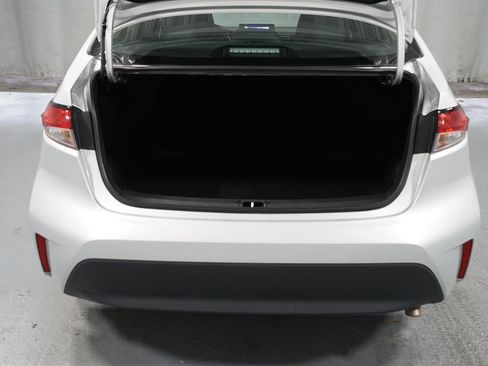 Certified 2024 Toyota Corolla LE image 31