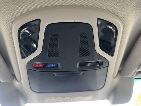 Used 2021 Subaru Outback Premium image 36