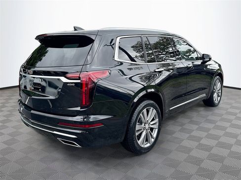 Used 2024 Cadillac XT6 Premium Luxury w/ Technology Package image 6