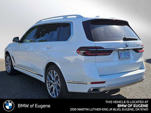 Used 2025 BMW X7 xDrive40i w/ Executive Package AWD/4WD image 6