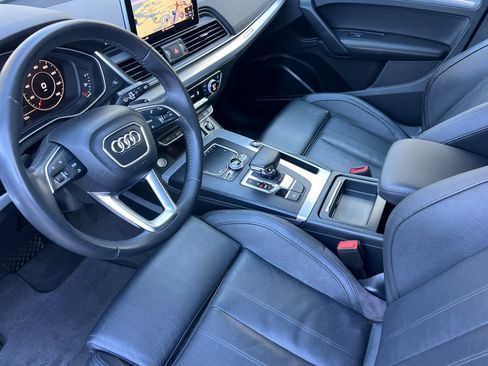 Used 2018 Audi Q5 Prestige w/ Prestige Package image 10
