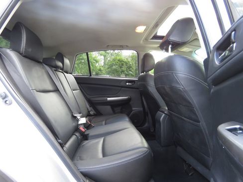 Used 2015 Subaru Crosstrek Touring AWD/4WD image 16