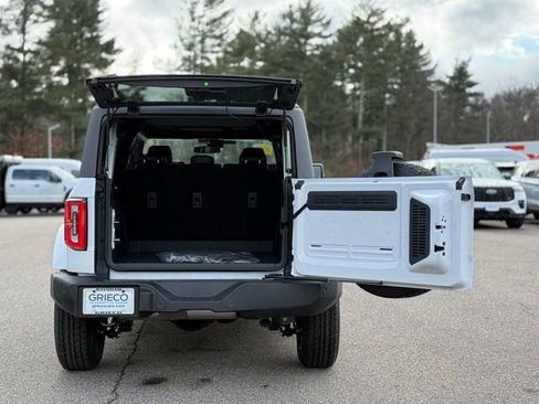New 2025 Ford Bronco Outer Banks image 6