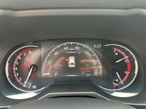 Certified 2025 Toyota RAV4 XLE w/ Convenience Package image 31