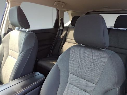 Used 2025 Nissan Rogue SV FWD image 16