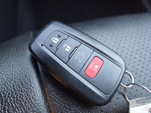 Used 2024 Toyota RAV4 XSE w/ Weather Package image 36