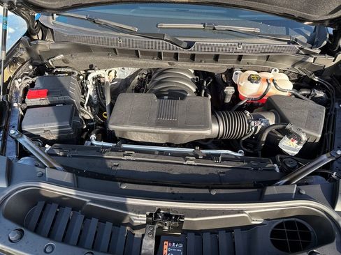 Used 2025 Chevrolet Suburban High Country image 28