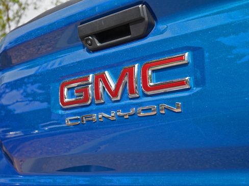 Used 2023 GMC Canyon Elevation AWD/4WD image 9
