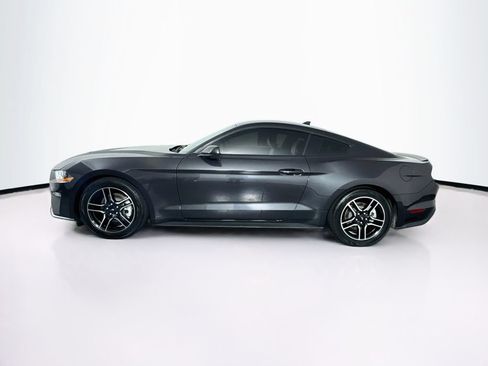 Used 2022 Ford Mustang Premium RWD image 6