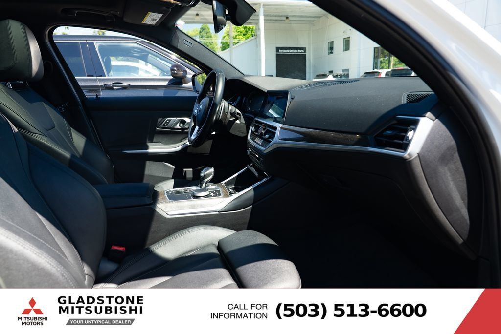 Used 2020 BMW 330i Sedan w/ Convenience Package RWD image 24