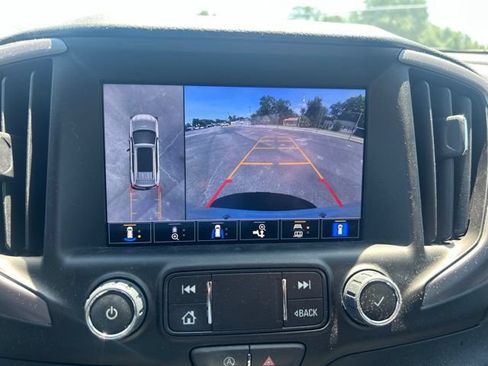 Used 2024 GMC Terrain AT4 w/ Tech Package AWD/4WD image 11