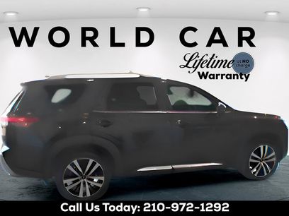 Used 2024 Nissan Pathfinder Platinum w/ Cargo Package