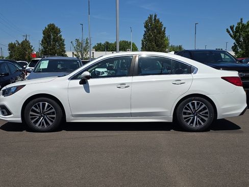 Used 2019 Subaru Legacy 2.5i Premium AWD/4WD image 7
