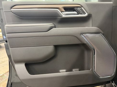 New 2026 Chevrolet Silverado 3500 High Country w/ High Country Premium Package image 25