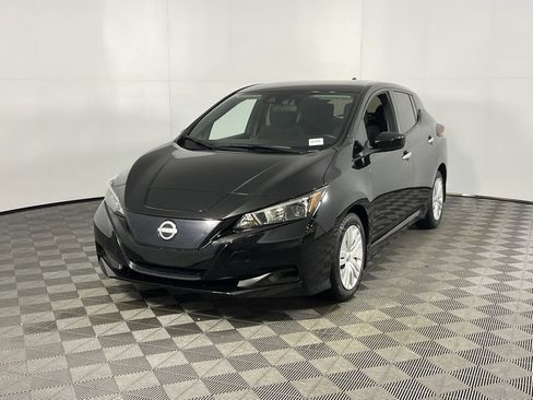 Used 2023 Nissan Leaf S image 10