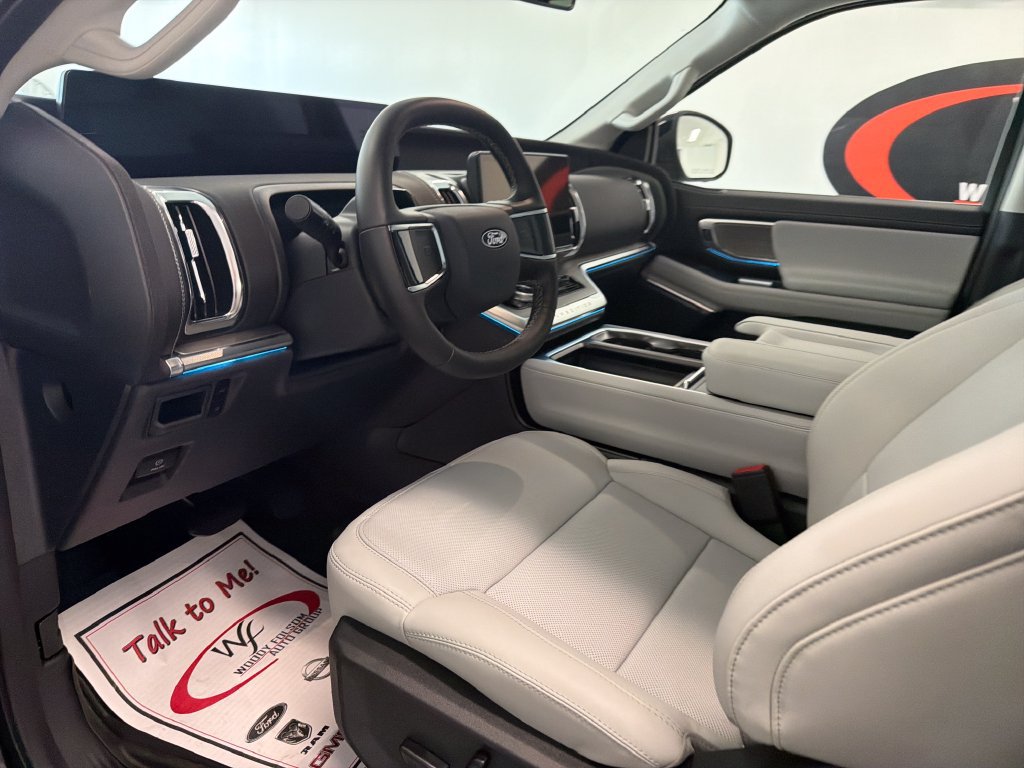New 2027 Ford Expedition Max Platinum w/ Driver's Package RWD image 10