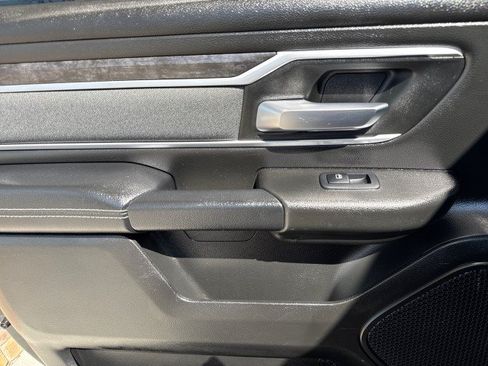 Used 2023 RAM 1500 Big Horn AWD/4WD image 7