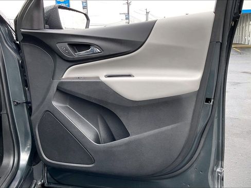 Used 2020 Chevrolet Equinox LT image 23