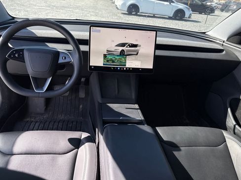 Used 2024 Tesla Model 3 Standard Range RWD image 4