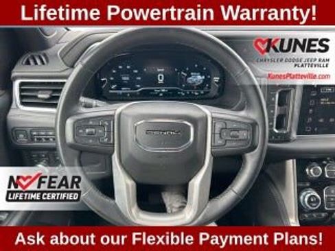 Used 2023 GMC Yukon XL Denali image 36