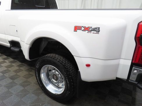 Used 2025 Ford F450 King Ranch w/ Chrome Package image 54